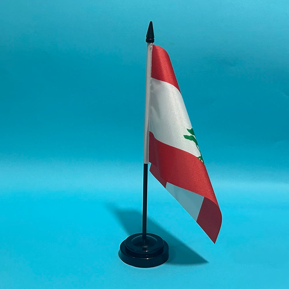 Libanon Tischflagge 14 × 21 cm – Nationalflagge mit Standfuß | Schreibtischflagge aus Polyester