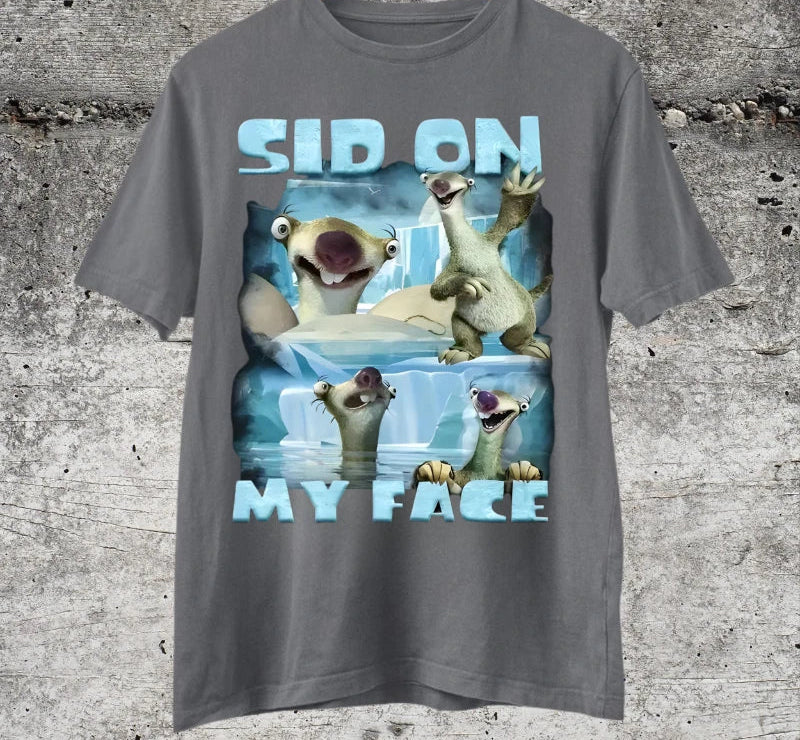 Sid On My Face Meme T-Shirt – Lustiges Herren & Unisex Baumwoll-Shirt – Kurzarm Graphic Tee – Größen S–4XL