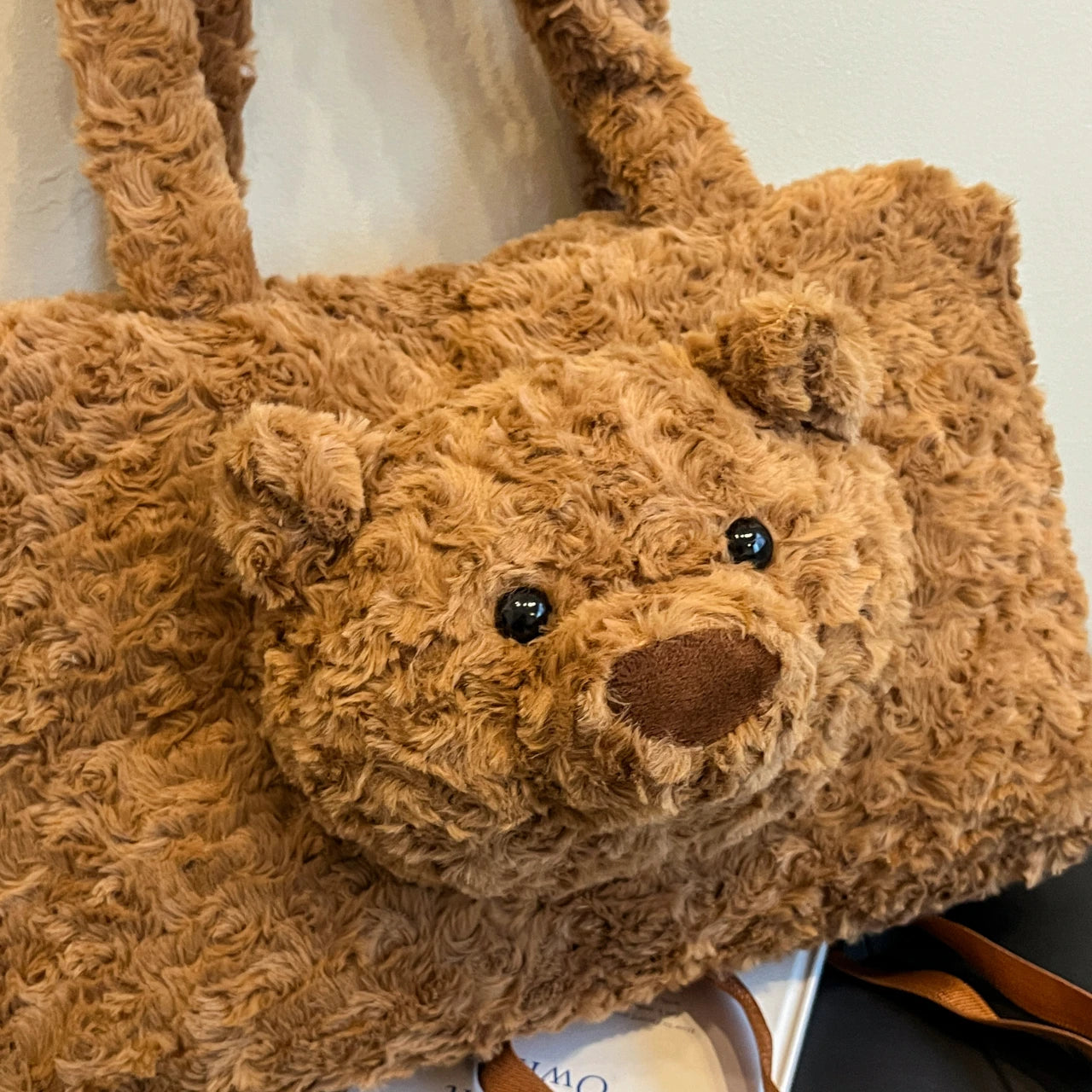 Plüsch Rucksack mit Teddybär – Süßer Damen & Mädchen Backpack aus Velours – Koreanischer Casual Trend