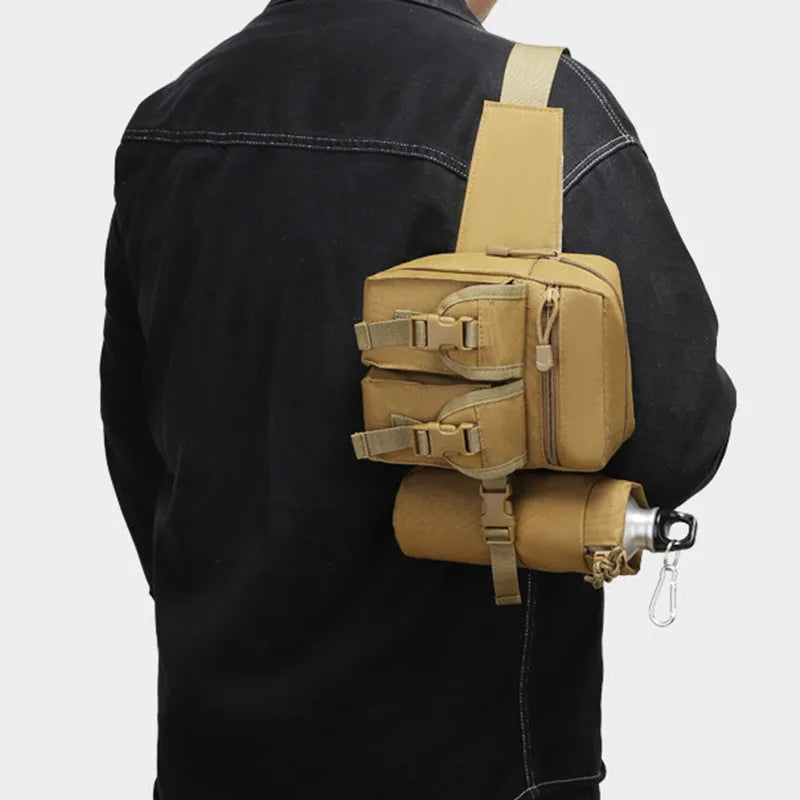 Taktische Gürteltasche mit Flaschenhalter – 6L Outdoor Hüfttasche aus 800D Oxford – Für Wandern, Camping & Trekking