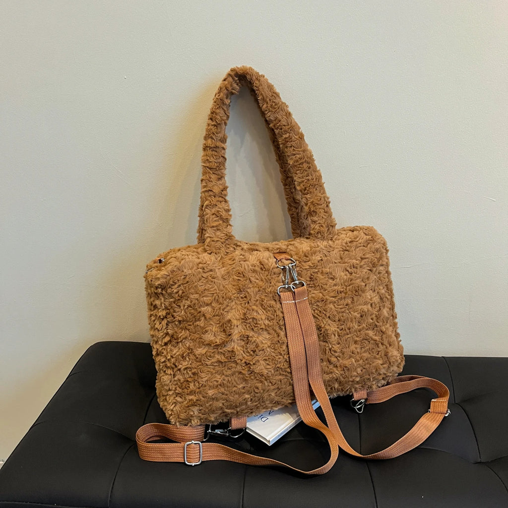 Plüsch Rucksack mit Teddybär – Süßer Damen & Mädchen Backpack aus Velours – Koreanischer Casual Trend