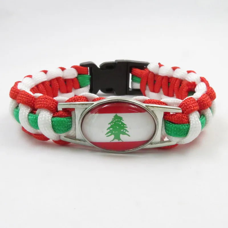 Handgefertigtes Libanon Charm-Armband 22 cm – Unisex Wickelarmband aus Leder, Glas & Zinklegierung – Rot, Weiß & Grün
